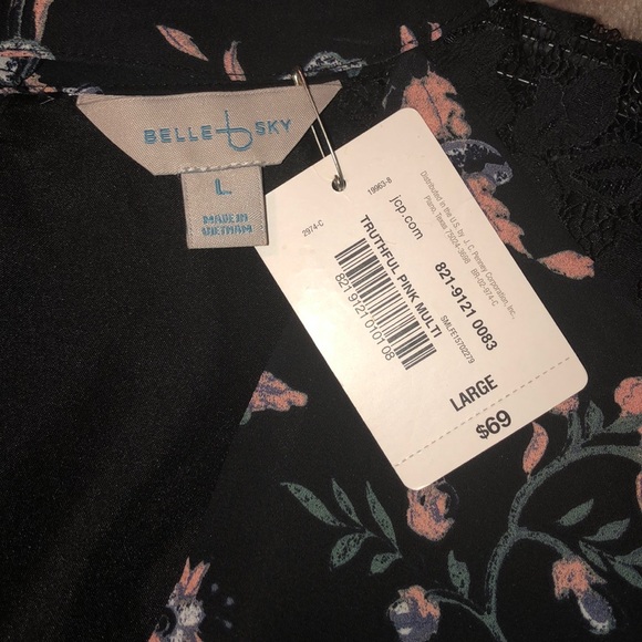 Belle + Sky Floral Maxi Dress - Picture 7 of 8